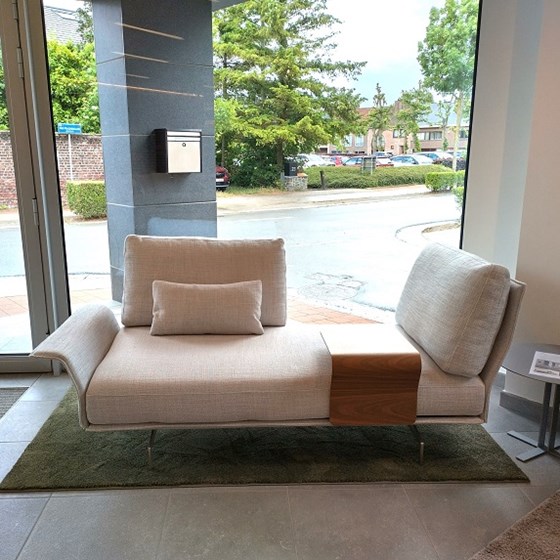 AVANT APRES SABA ITALIA SALE SHOWROOMMODEL ZETELBOETIEK Italiaanse Designzetels