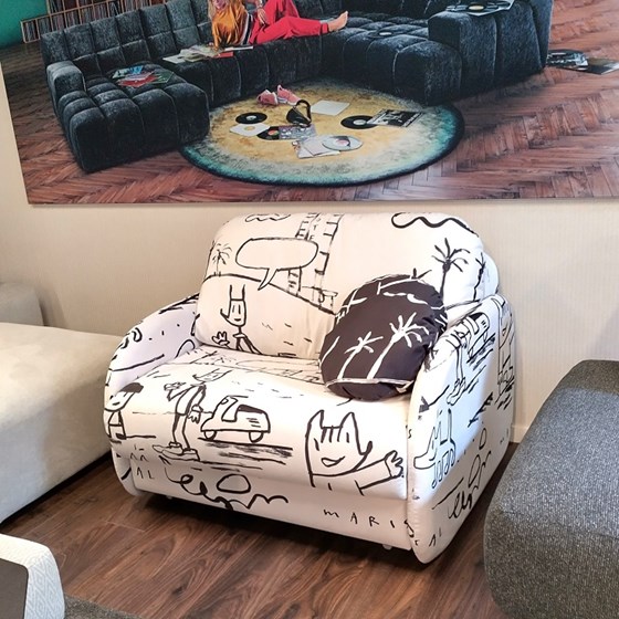 ZETELBED CANAPE LIT SOLDEN TOONZAALMODEL Fama Sofas Bopy